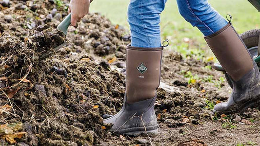 Best Muck Boots For Farming 2023 (Men's and Women's)