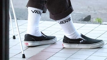 Can You Wear Vans Without Socks? (We Busted the Myth)