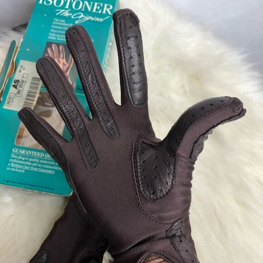 How to Wash Isotoner Gloves (All Types)