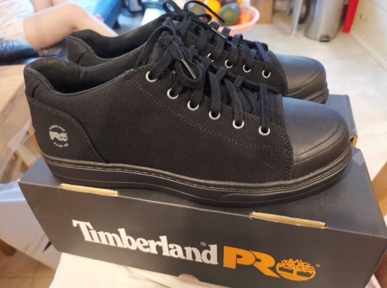 Steel-Toe Shoes That Look Like Converse (Unisex)