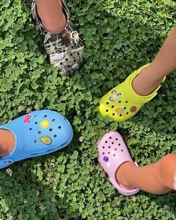 What Color Crocs Should You Get? (Visual Guide)