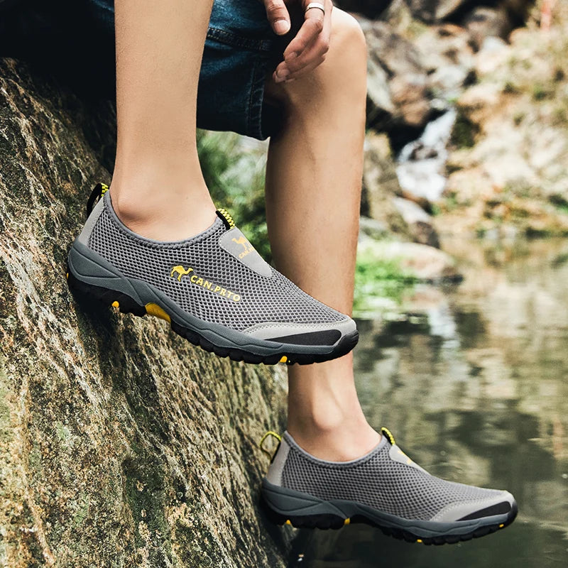 Breathable Mesh Slip-On Men's Sneakers